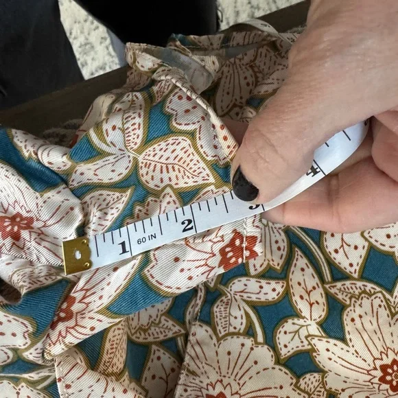 Anthropologie Floral High Waist Shorts- Blue and Cream - Picture 10 of 13